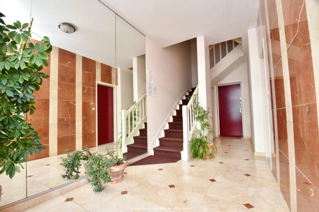 La Mezzanine Apt 5 Pers Classe 3 Etoiles, Royan- Centre 300 M Plage Foncillon Exterior foto